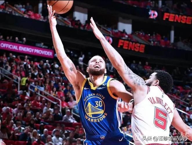 火箭力克勇士 范弗里特26分库里13+7 总比分追至2-3 火箭力克勇士 范弗里特26分库里13+7 总比分追至2-3