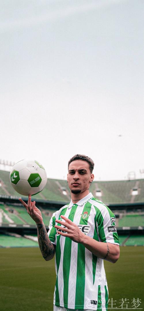 安东尼闪耀!边路突破制胜,助球队逆转翻盘+西甲豪取五连胜 安东尼闪耀!边路突破制胜,助球队逆转翻盘+西甲豪取五连胜